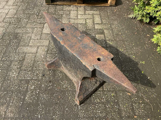 Aambeeld - gegoten staal - ca. 250kg - afbeelding 5 van  6
