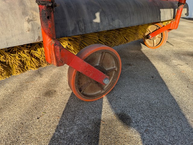 Aanbouw veegborstel - afbeelding 5 van  15