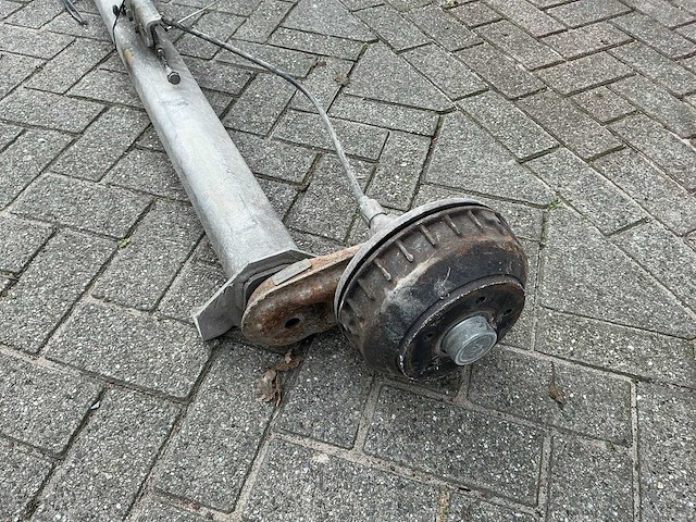 Aanhangwagen as - afbeelding 6 van  6