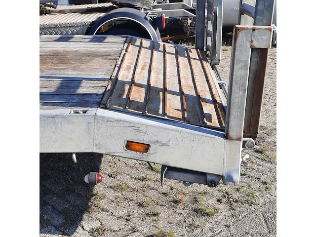 Aanhangwagen / autoambulance, veldhuizen, p31-5a, 2003 - afbeelding 5 van  21