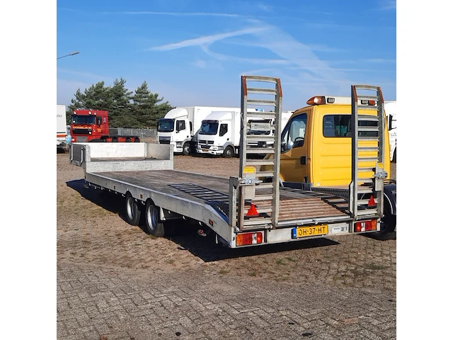Aanhangwagen / autoambulance, veldhuizen, p31-5a, 2003 - afbeelding 21 van  21