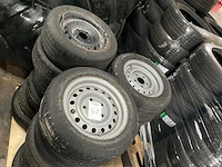 Aanhangwagen band met velg (18x) - afbeelding 2 van  3