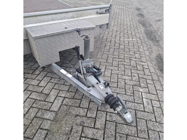 Aanhangwagen, hapert, 2020 - afbeelding 15 van  15