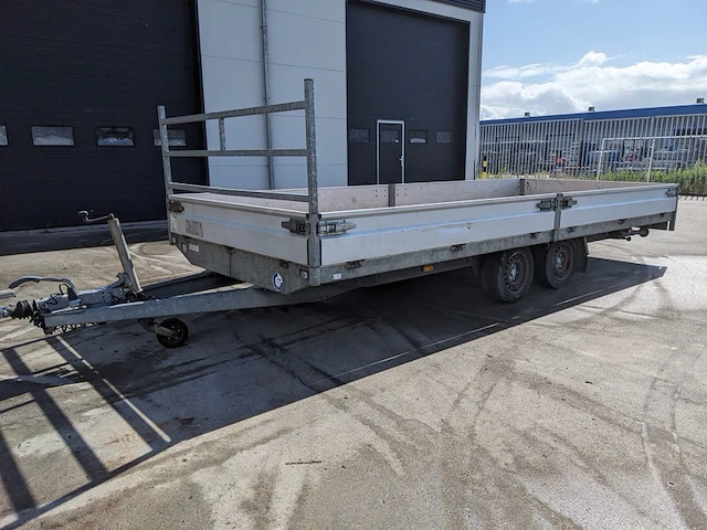 Aanhangwagen, hapert, aa, 2011 - afbeelding 1 van  17