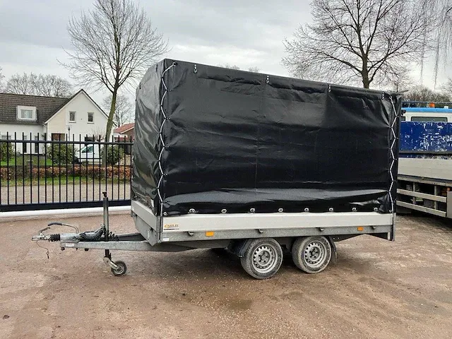 Aanhangwagen hapert ta 2000kg - afbeelding 1 van  1