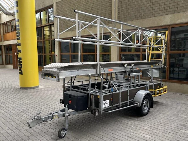 Aanhangwagen met bordes al-ko, bn020 700-5-s - afbeelding 2 van  5