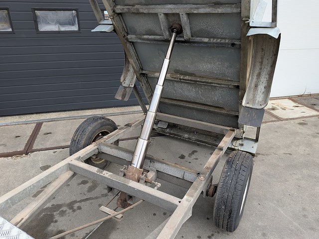 Aanhangwagen met kipfunctie, kuiphuis, d20, 2009 - afbeelding 16 van  26