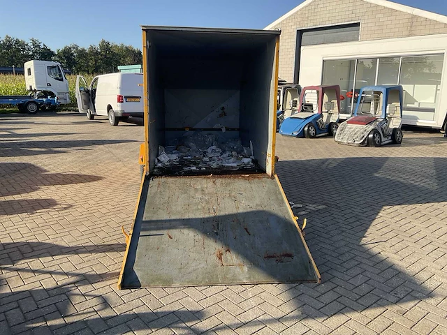 Aanhangwagen met laadklep - afbeelding 9 van  10