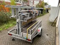 Aanhangwagen met steigermateriaal - afbeelding 7 van  12