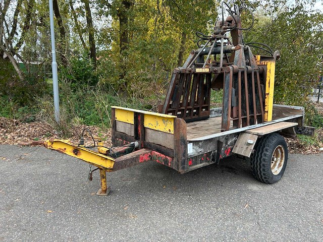 Aanhangwagen met stenenklem - afbeelding 9 van  19