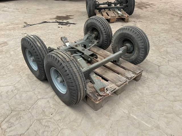 Aanhangwagen onderdelen en accessoires - afbeelding 1 van  5