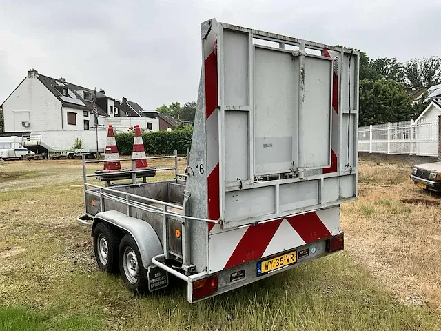 Aanhangwagen signaalwagen - afbeelding 23 van  29