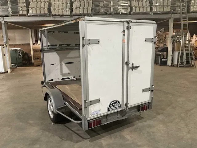 Aanhangwagen - afbeelding 9 van  13