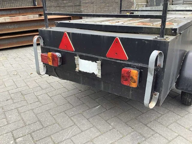 Aanhangwagen - afbeelding 4 van  6