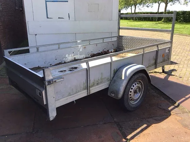 Aanhangwagen - afbeelding 5 van  8
