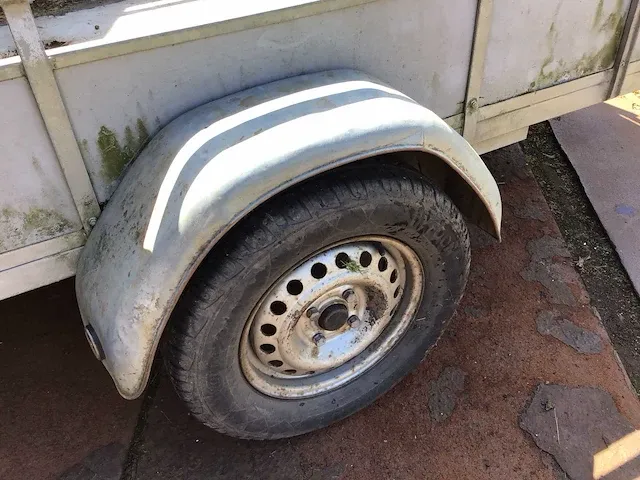 Aanhangwagen - afbeelding 6 van  8