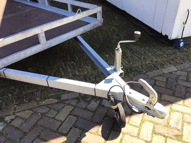 Aanhangwagen - afbeelding 7 van  9
