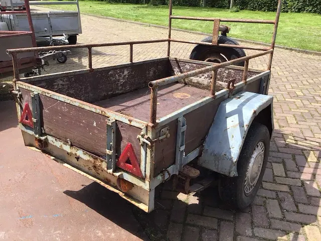 Aanhangwagen - afbeelding 4 van  4