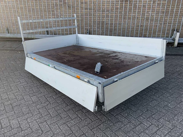 Aanhangwagen - afbeelding 8 van  21