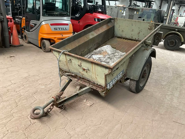 Aanhangwagen - afbeelding 1 van  7