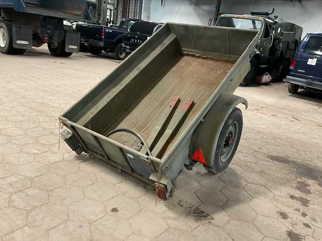 Aanhangwagen - afbeelding 1 van  6