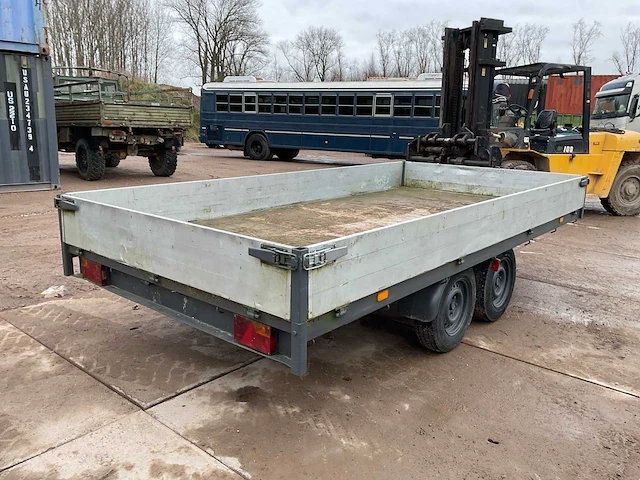 Aanhangwagen - afbeelding 3 van  6