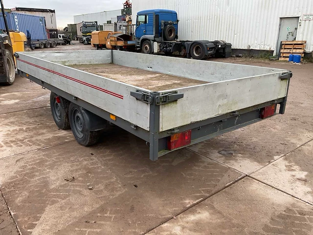 Aanhangwagen - afbeelding 4 van  6