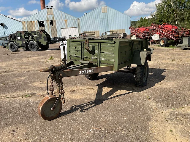 Aanhangwagen - afbeelding 1 van  7