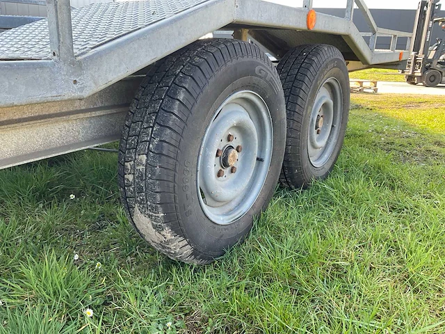 Aanhangwagen - afbeelding 3 van  13