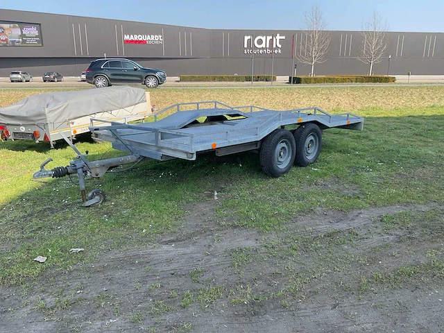 Aanhangwagen - afbeelding 1 van  13