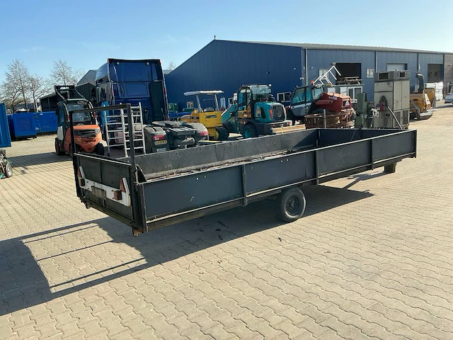 Aanhangwagen - afbeelding 8 van  13