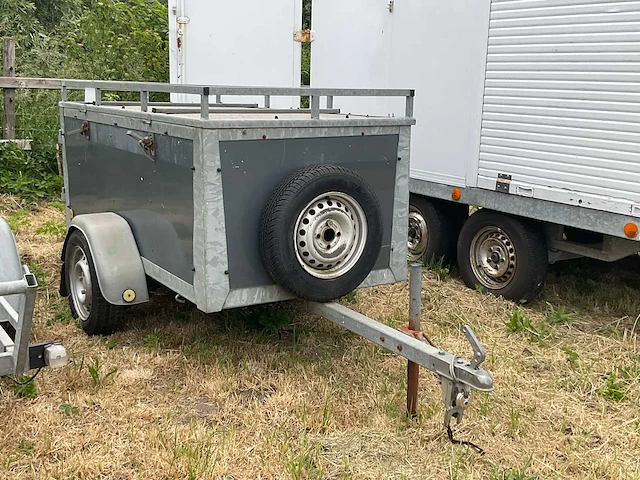 Aanhangwagen - afbeelding 2 van  8