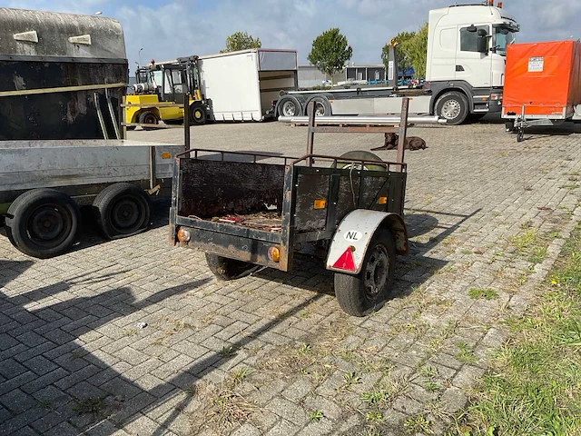 Aanhangwagen - afbeelding 5 van  9