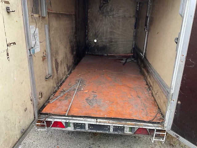 Aanhangwagen - afbeelding 6 van  9