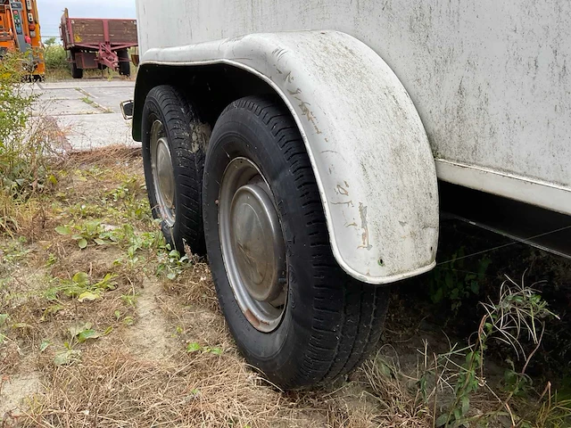 Aanhangwagen - afbeelding 8 van  9