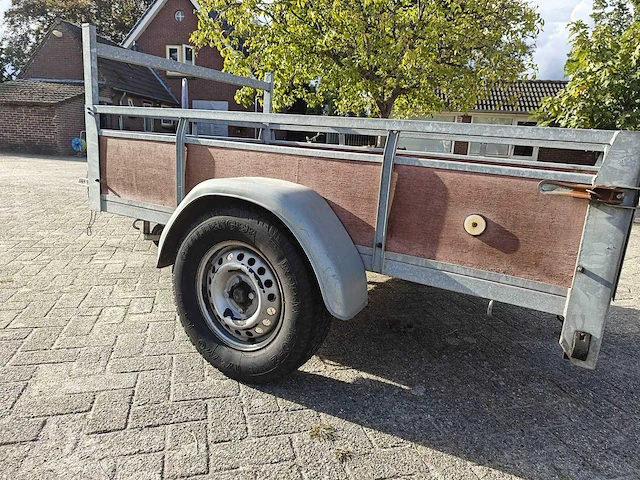 Aanhangwagen - afbeelding 2 van  4