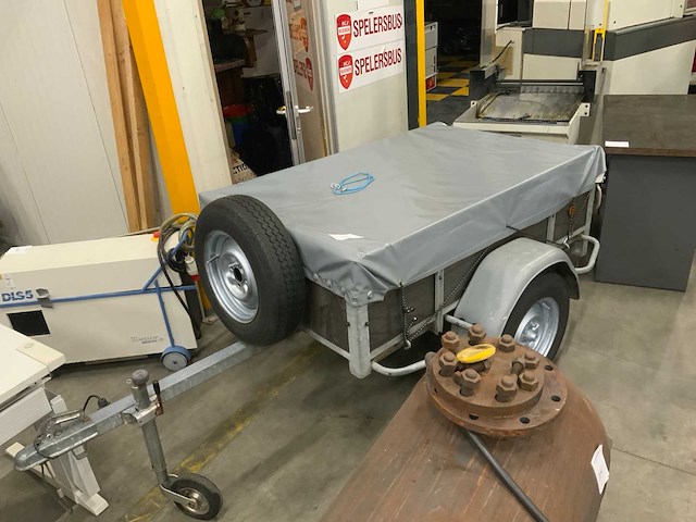 Aanhangwagen - afbeelding 1 van  3