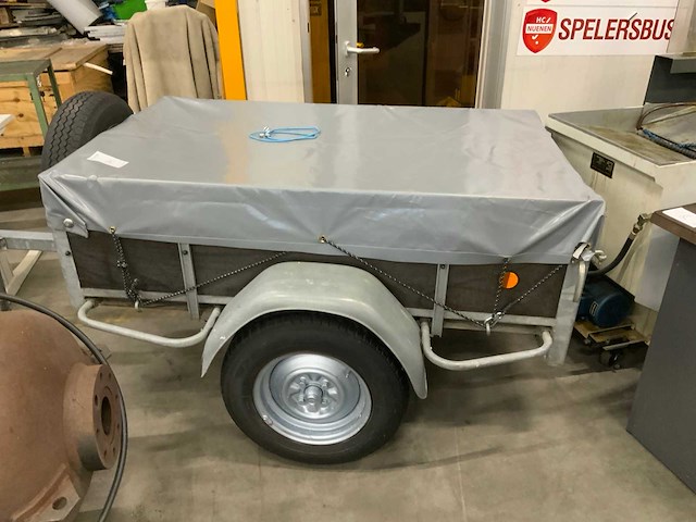 Aanhangwagen - afbeelding 2 van  3