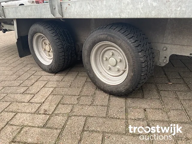 Aanhangwagen - afbeelding 2 van  17