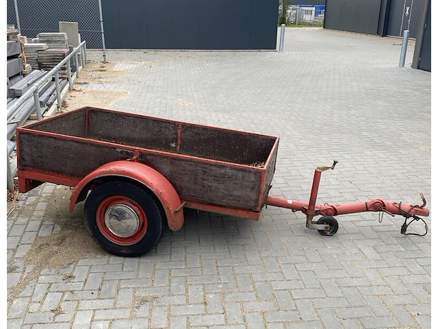 Aanhangwagen - afbeelding 1 van  14