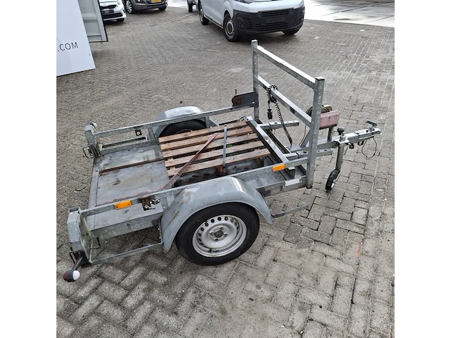 Aanhangwagen - afbeelding 4 van  16