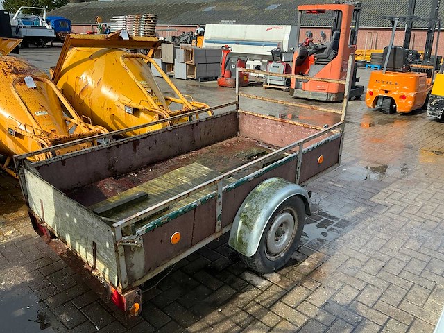 Aanhangwagen - afbeelding 2 van  8