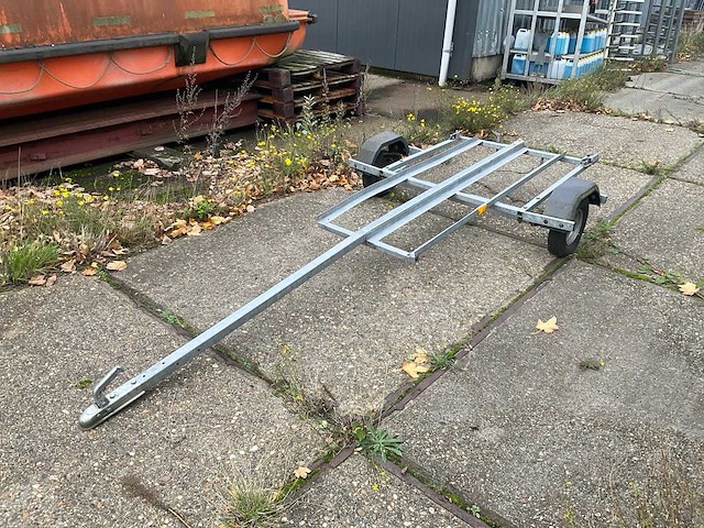 Aanhangwagen - afbeelding 1 van  7