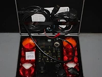 Aanhangwagenlampentester nn in kunststof koffer. - afbeelding 1 van  2