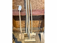 Aannemersmateriaal (7x) - afbeelding 2 van  2