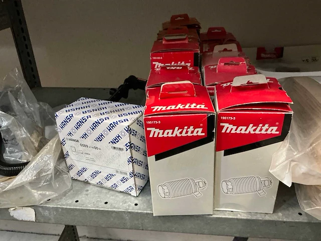Aannemersmateriaal divers - afbeelding 3 van  4