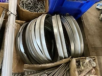 Aannemersmateriaal - afbeelding 2 van  10