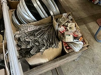 Aannemersmateriaal - afbeelding 8 van  10