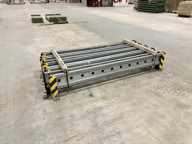 Aanrijdbeveiliging 2500x400mm (10x) - afbeelding 1 van  4