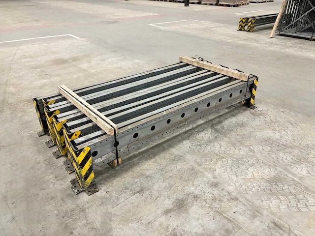 Aanrijdbeveiliging 2500x400mm (10x) - afbeelding 3 van  4